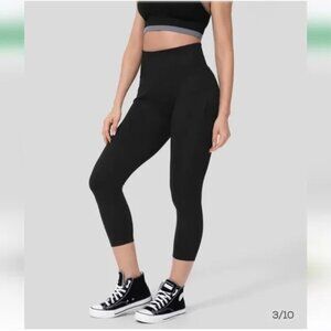 Halara Women's Seamless Flow High Waist Butt Lifting Leggings Black Size M NWT